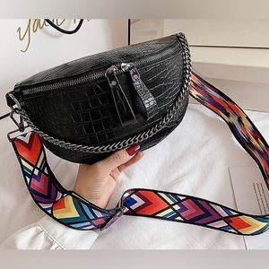 NWOT- GORGEOUS Chest/Bag Fanny Pack